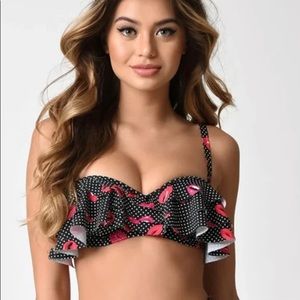 Unique Vintage Lip Print Underwire Bikini Top, Size Medium